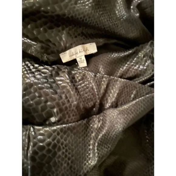 WHITE‎ Birch Shiny Faux Leather High Waisted Leggings - Picture 4 of 4